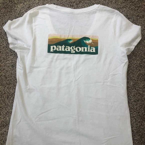 Patagonia T-shirt - Picture 2 of 2